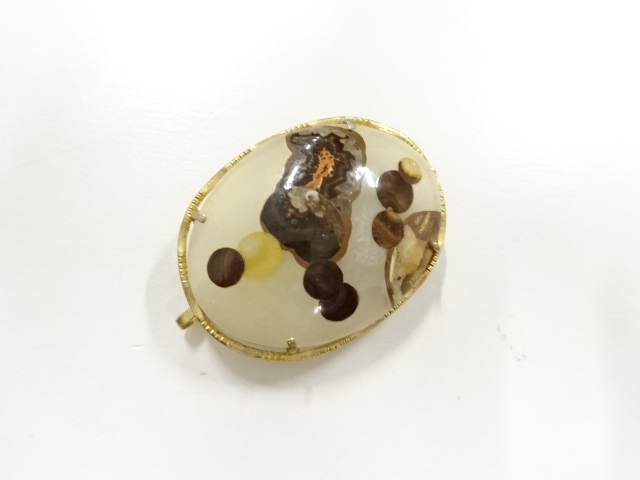 アンティーク　天然石帯留め